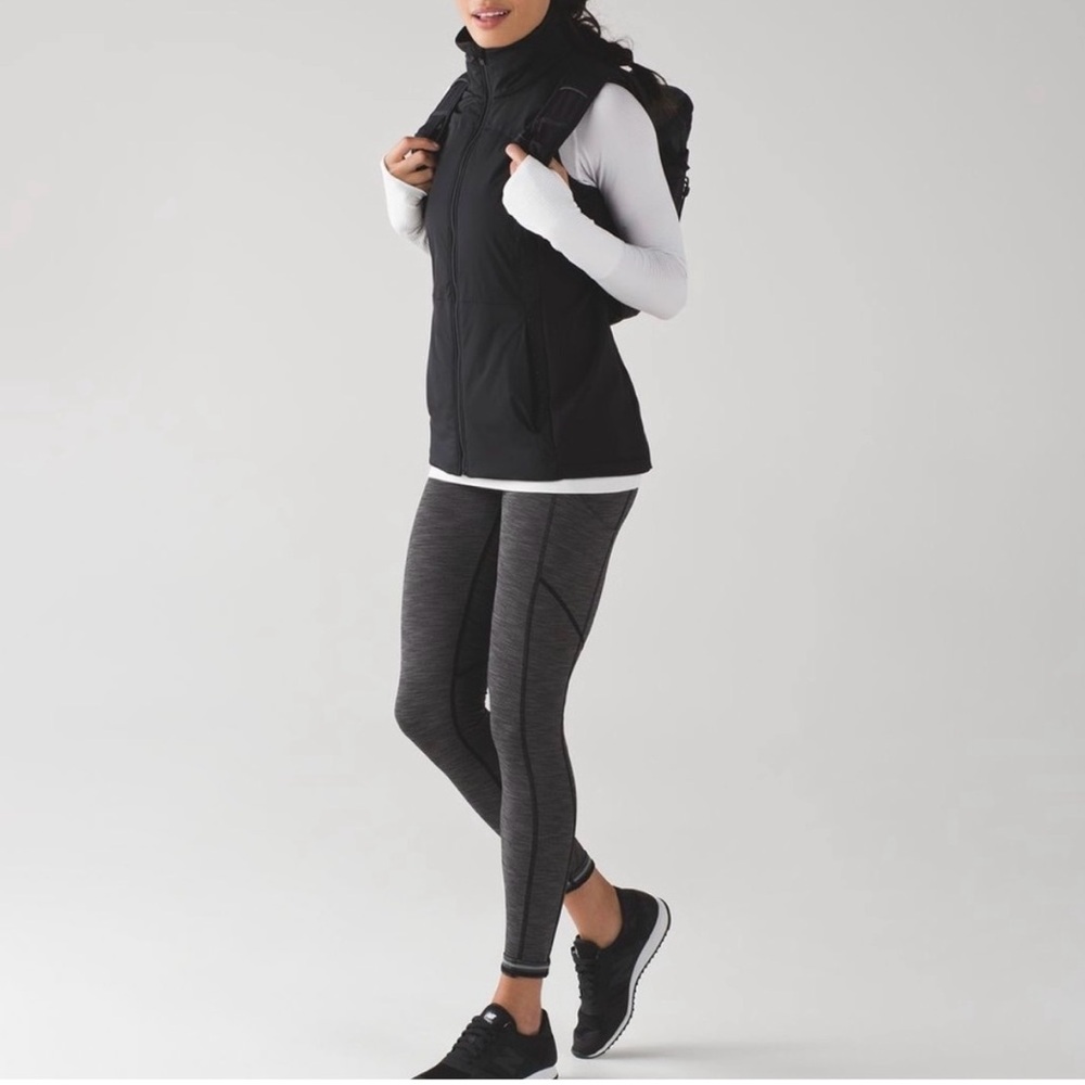 LULULEMON Run for Cold Vest Black PrimaLoft Sz 12